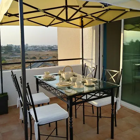 Must - Sea & Salt Panoramic View Apt Larnaca